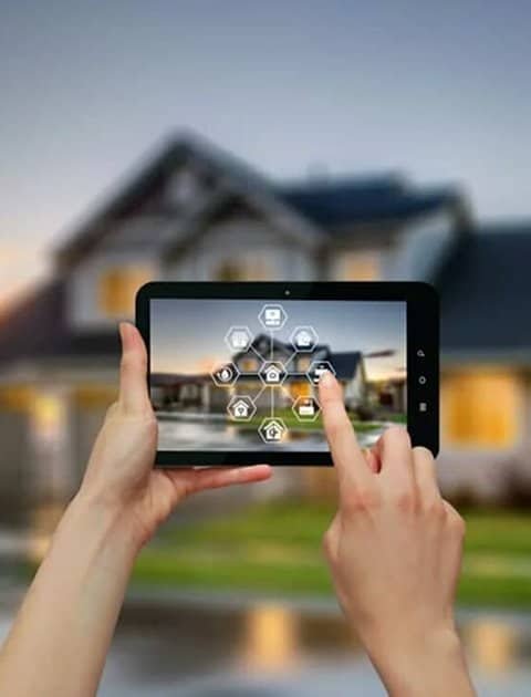 using a tablet to control smart home